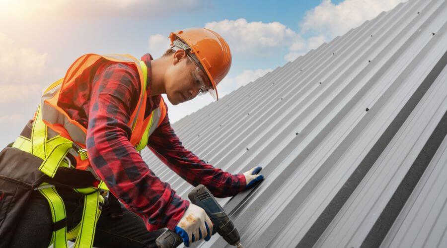 Expert new roof installation services in Clawson, UT